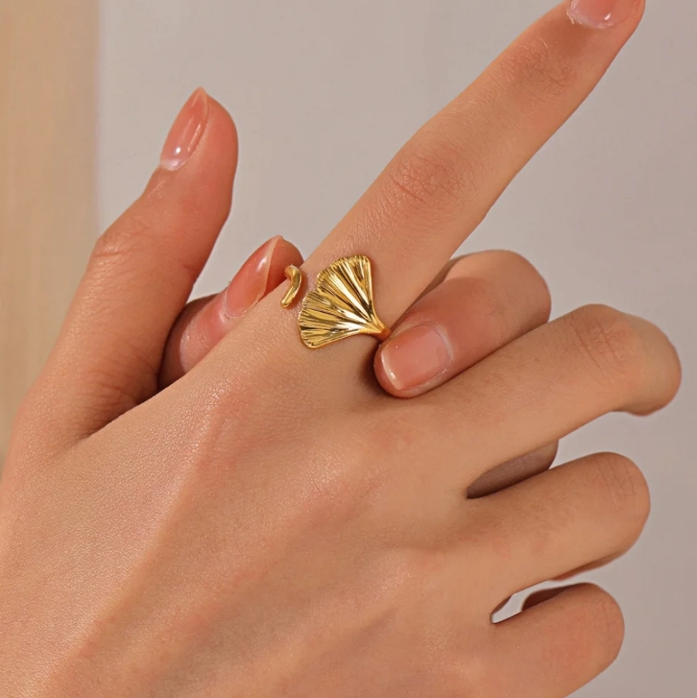Mermaid Tail Ring